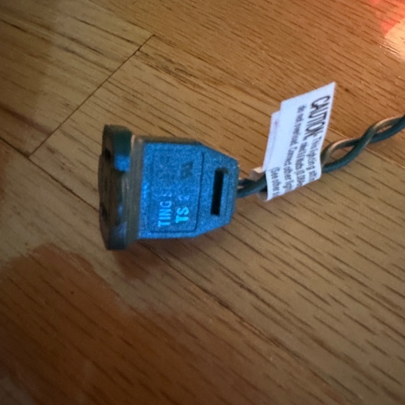 Retro Camper Travel Trailer Light Strand and Camper Ornament - Picture 5 of 14